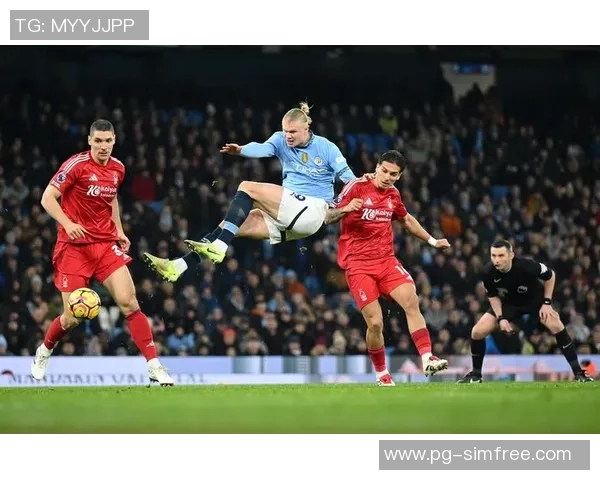 中超历史冷门曼城以1-0战胜AC米兰帽子戏法引发全场狂欢