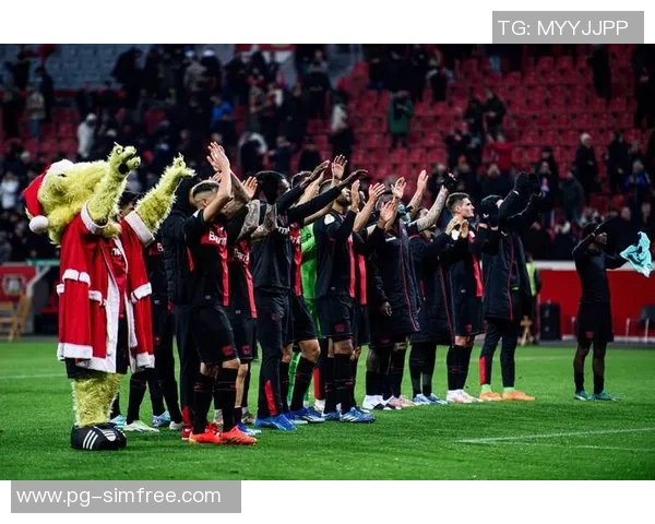 巴黎圣日耳曼友谊赛小胜拜仁补时绝杀引发全场狂欢