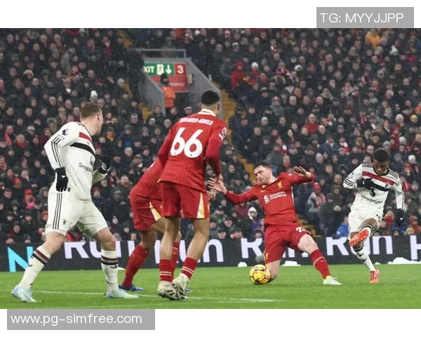 欧联杯惊喜战报利物浦小胜曼联引发全场热烈反响